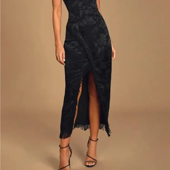 Embossed Strapless Gown - Picture 2 of 5